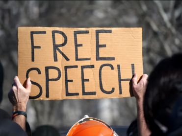 Meinungsfreiheit ist in Deutschland ein hohes Gut.