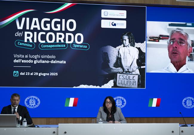 Press conference presentation